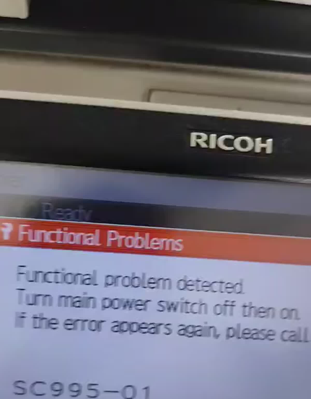 Lỗi SC995 trên máy photocopy Ricoh — khi nào tự xử được, khi nào phải gọi thợ